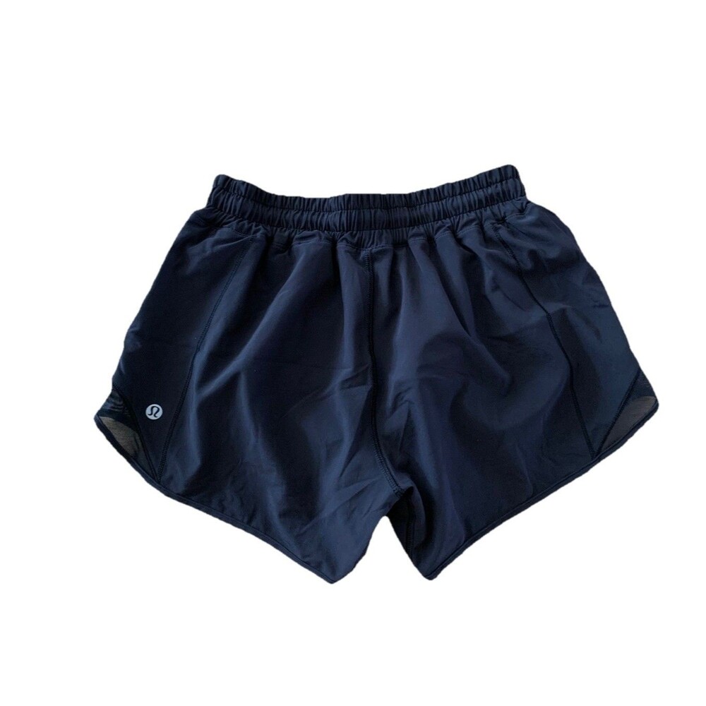 Lululemon Hotty Hot Low-Rise Lined Short 4” inseam Size 4